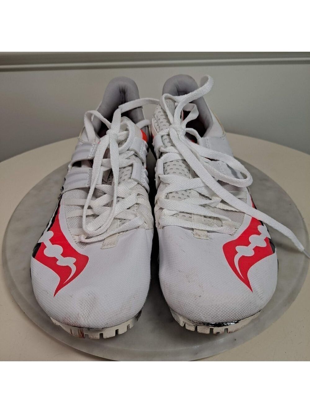 Saucony Womens Showdown 5 Track Spike White/Viz Red Size 11